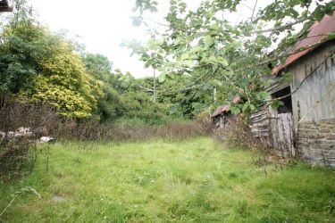 A Couple Of Dilapidated Barns, Being Situated On A Good Sized Plot In The Small Village Of Edgton. Potential To Redevelop The Barn And Plot, Subject To Appropriate Consents Being Granted. An Overage Provision Will Apply To The Sale.