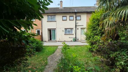 THREE BED MID TERRACE HOUSE