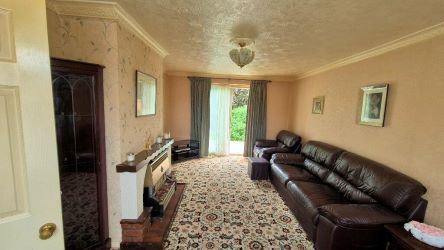 THREE BED MID TERRACE HOUSE