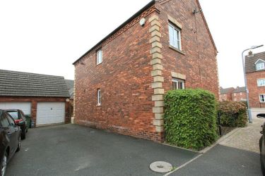 FANTASTIC VALUE 
This spacious four bedroom detached family home is conveniently located with easy access to local schooling, amenities and the national road network.