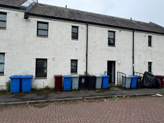 Town & Country Property Auctions offers this incredible 1 Bedroom Tenanted ground floor Flat in Douglas.