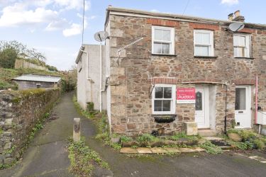 Charming and chain free: A beautifully extended two bedroom end-terrace cottage, tucked away in the heart of town
