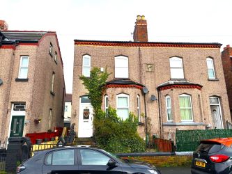 LARGE 4 BED END TERRACE PROPERTY