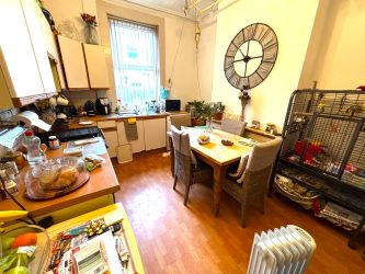 LARGE 4 BED END TERRACE PROPERTY