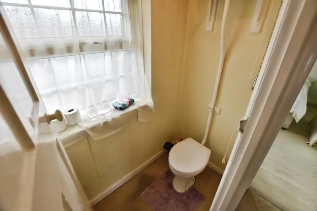 26 Yale Grove, Wrexham, LL12 7HP