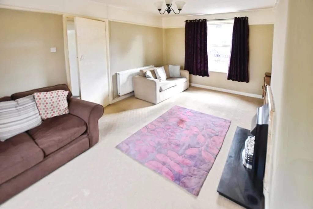 26 Yale Grove, Wrexham, LL12 7HP