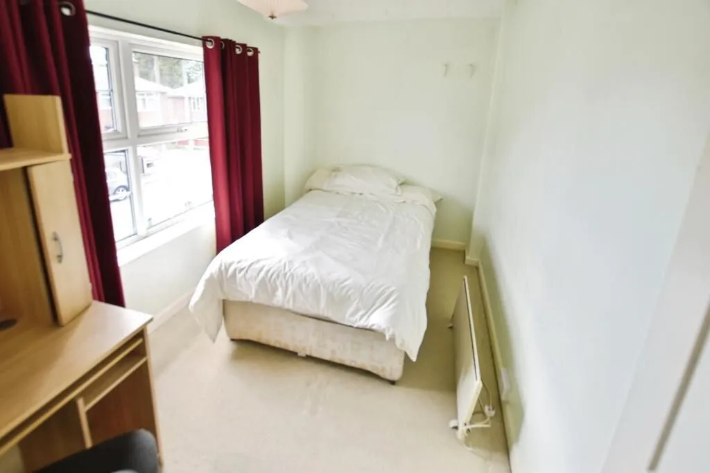 26 Yale Grove, Wrexham, LL12 7HP