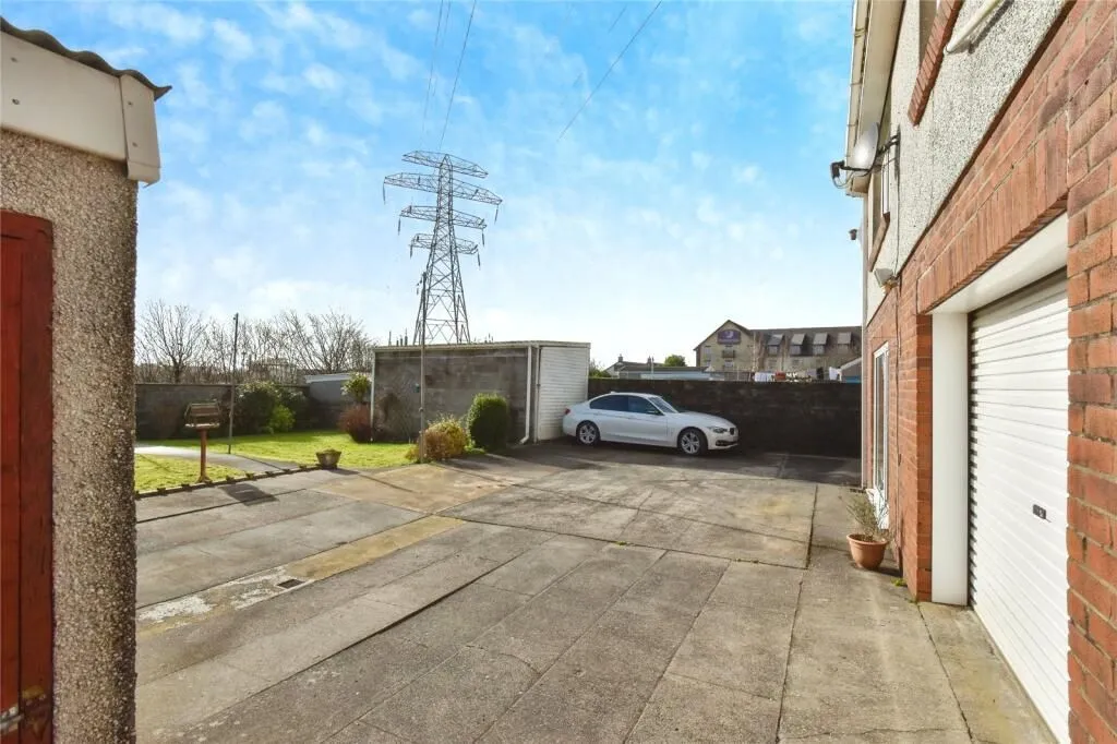 16B Llandafen Road, Llanelli, Carmarthenshire, SA14 9BD