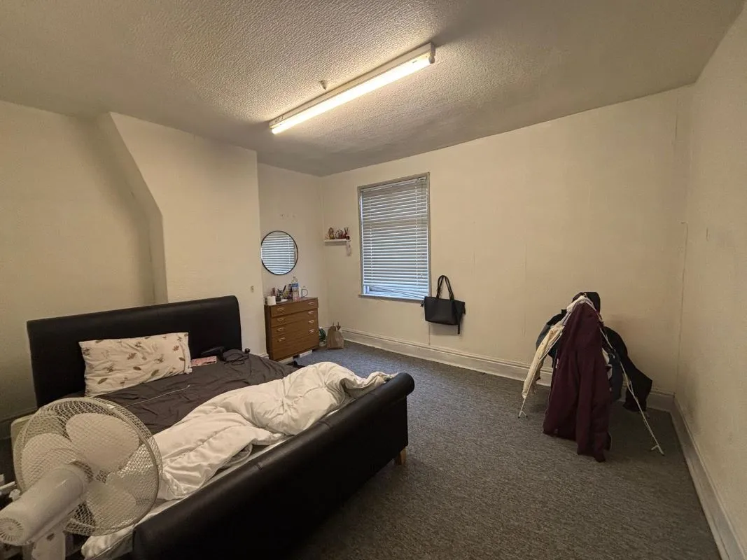 6 Heath Street, Crewe, Cheshire, CW1 2BZ