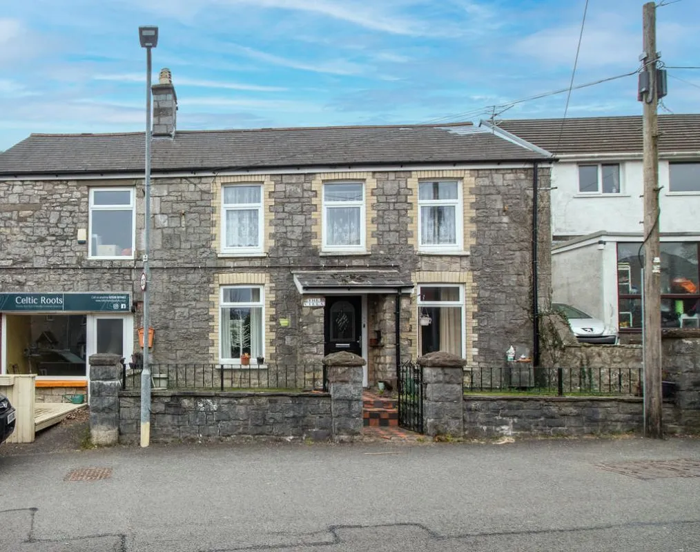 The Villa, Bronllwyn Road, Pentyrch, Cardiff, South Glamorgan, CF15 9PT