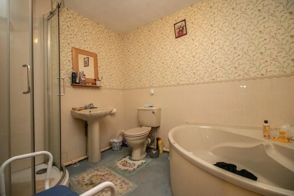 The Villa, Bronllwyn Road, Pentyrch, Cardiff, South Glamorgan, CF15 9PT