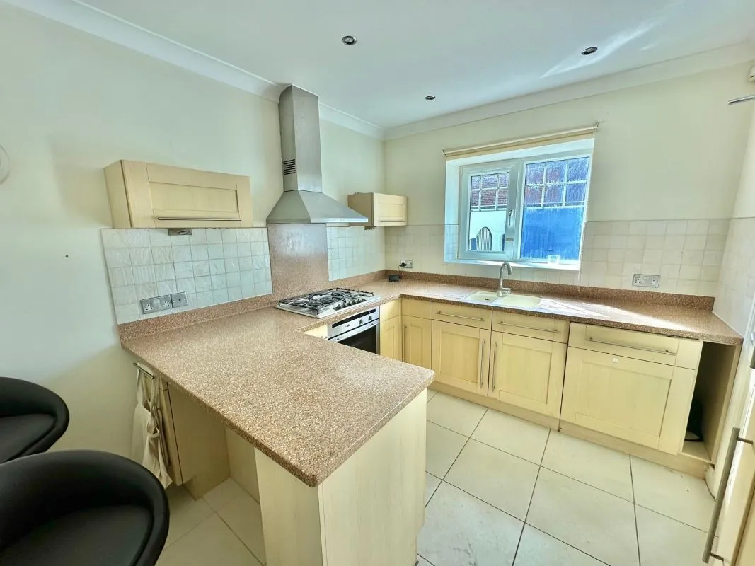 19B Seldown Lane, Poole, Dorset, BH15 1UA