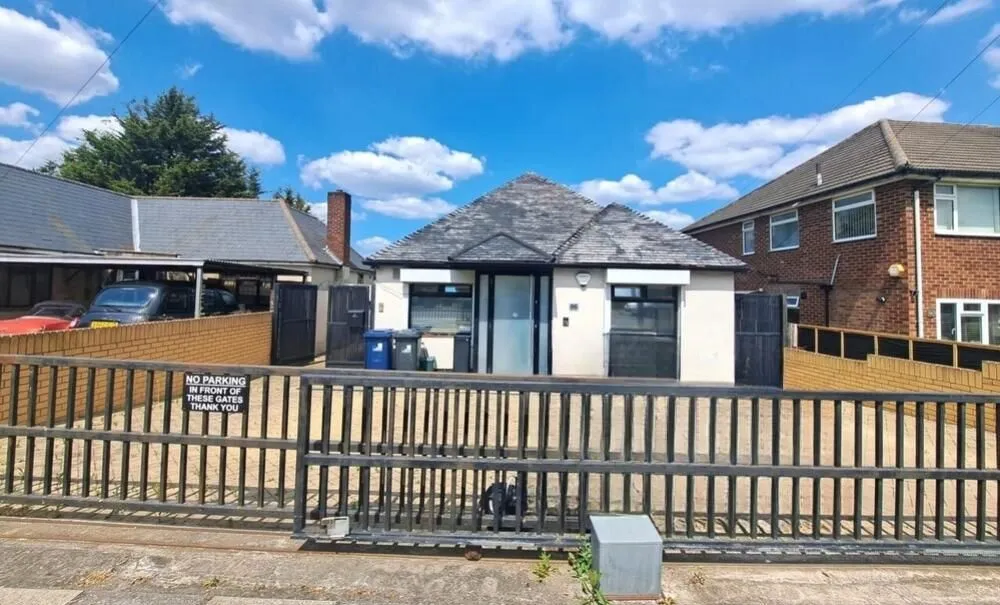 86 & 86A Ferrymead Avenue, Greenford, Middlesex, UB6 9TL