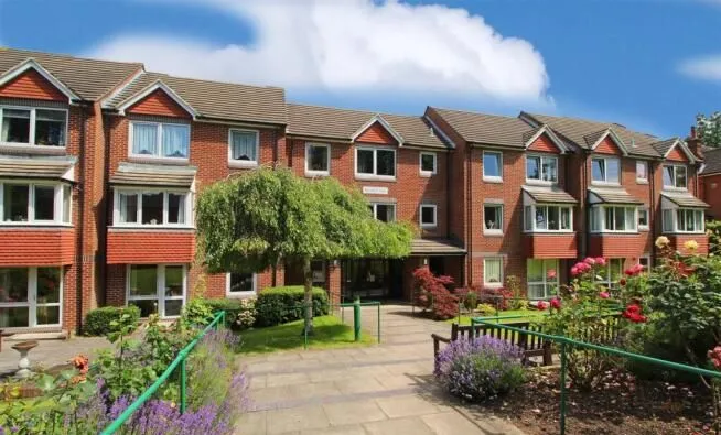 Flat 44, Heath Court, Heath Road, Haywards Heath, West Sussex, RH16 3AF