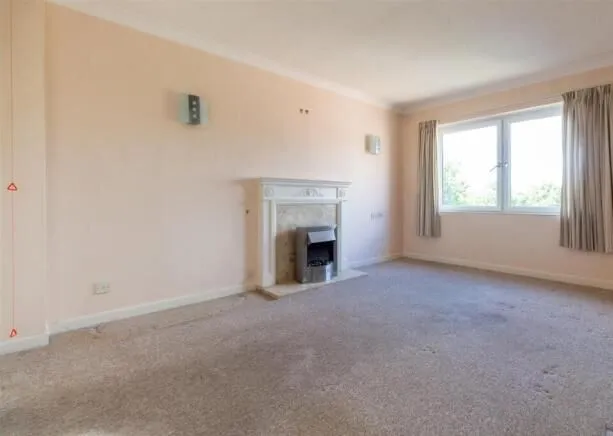 Flat 44, Heath Court, Heath Road, Haywards Heath, West Sussex, RH16 3AF
