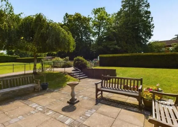 Flat 44, Heath Court, Heath Road, Haywards Heath, West Sussex, RH16 3AF
