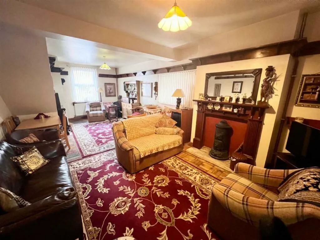 3 Broad Street, Rhosllanerchrugog, Wrexham, Clwyd, LL14 1RB