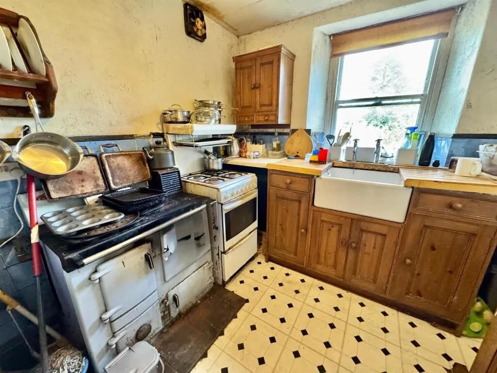 Llidiart y Fadog, Tal-y-Bont, Conwy, LL32 8SH