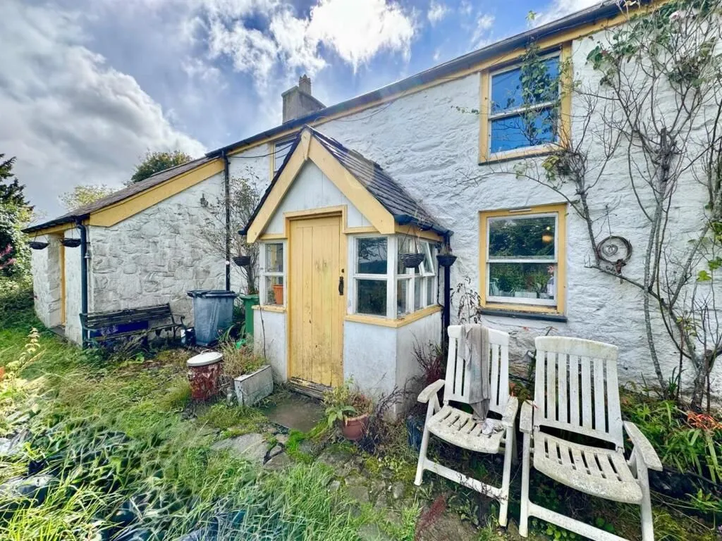 Llidiart y Fadog, Tal-y-Bont, Conwy, LL32 8SH