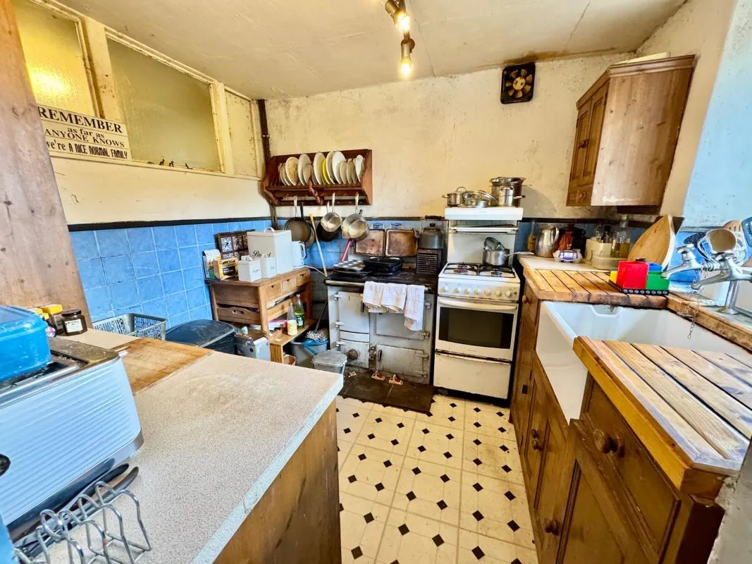 Llidiart y Fadog, Tal-y-Bont, Conwy, LL32 8SH