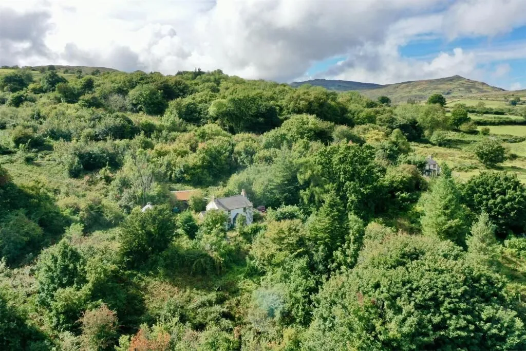 Llidiart y Fadog, Tal-y-Bont, Conwy, LL32 8SH