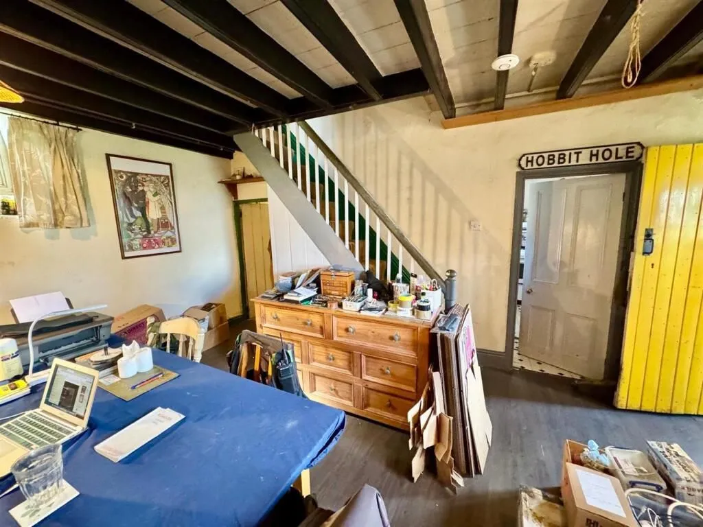 Llidiart y Fadog, Tal-y-Bont, Conwy, LL32 8SH