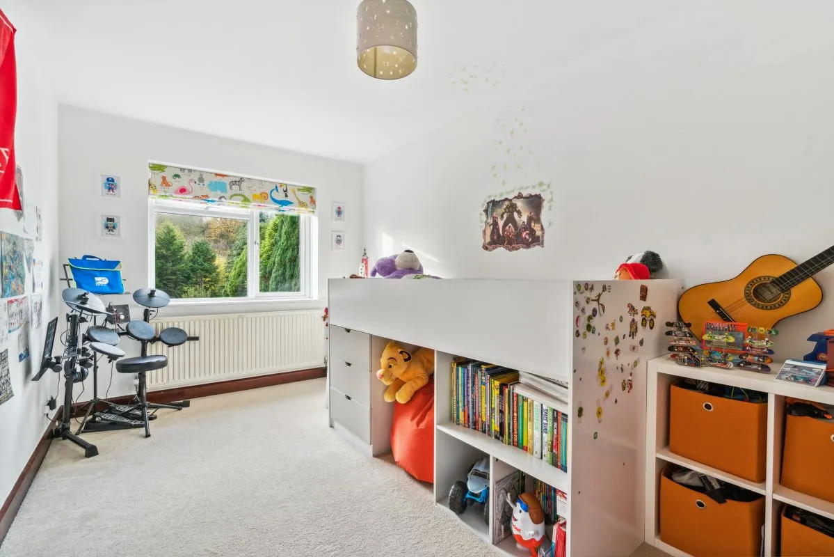 122 Botley Road, Chesham, Buckinghamshire, HP5 1XG