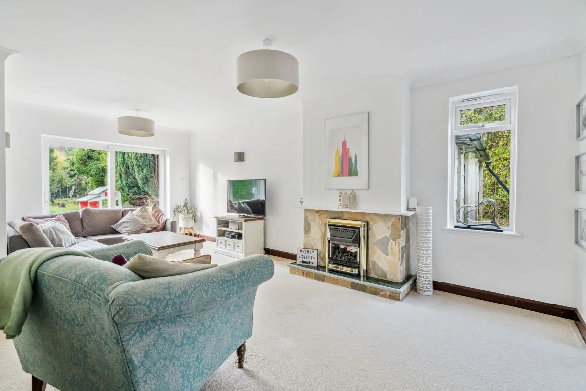 122 Botley Road, Chesham, Buckinghamshire, HP5 1XG
