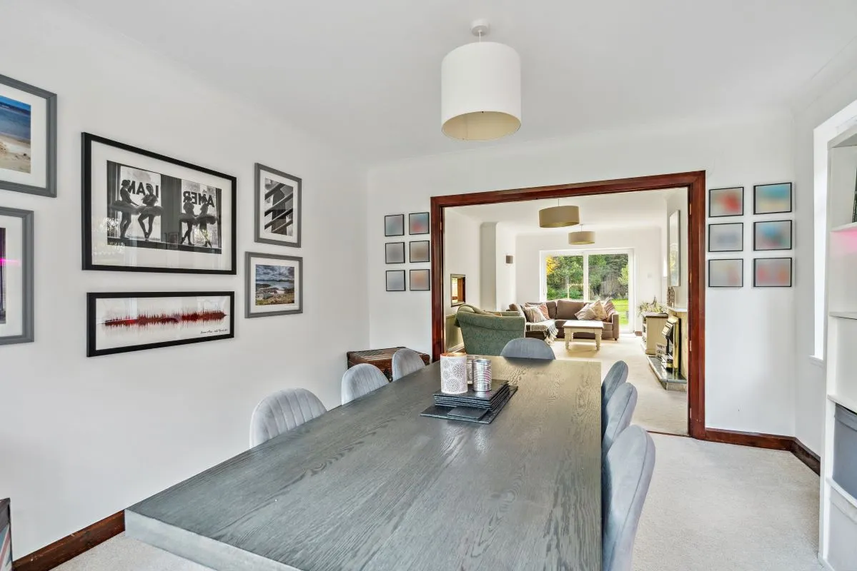 122 Botley Road, Chesham, Buckinghamshire, HP5 1XG