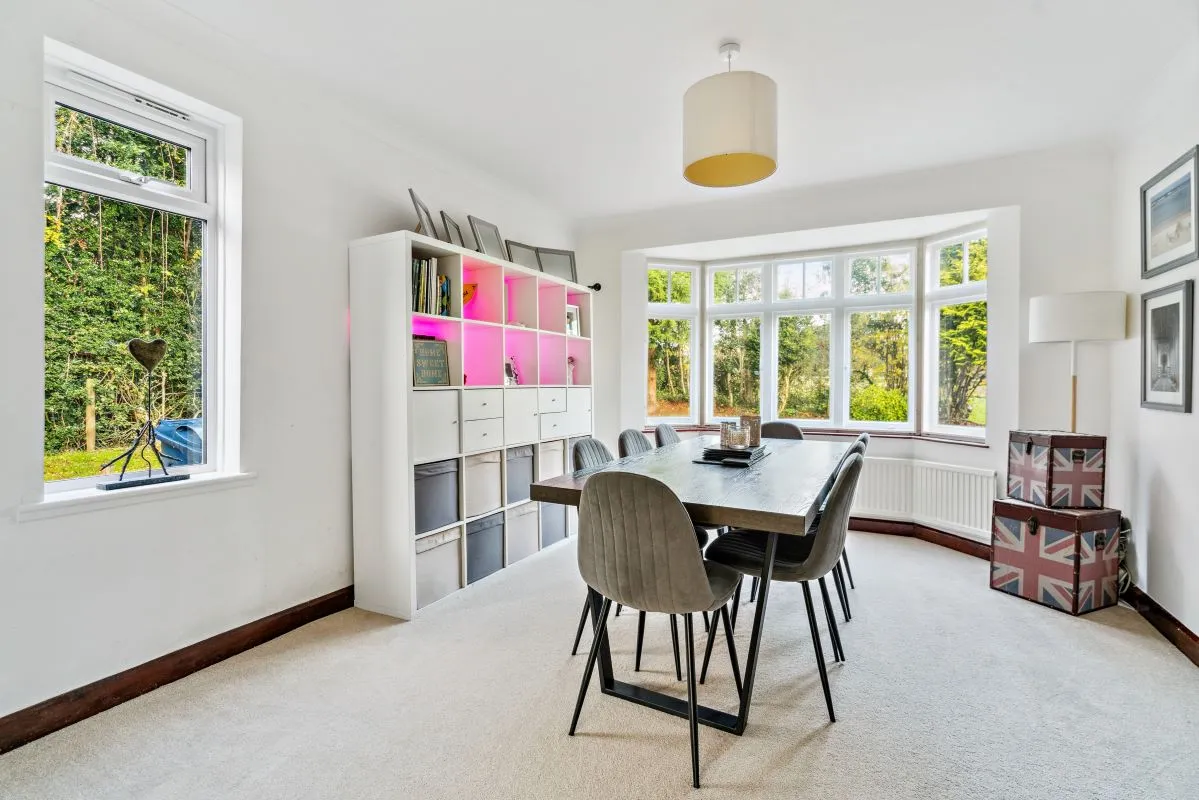 122 Botley Road, Chesham, Buckinghamshire, HP5 1XG