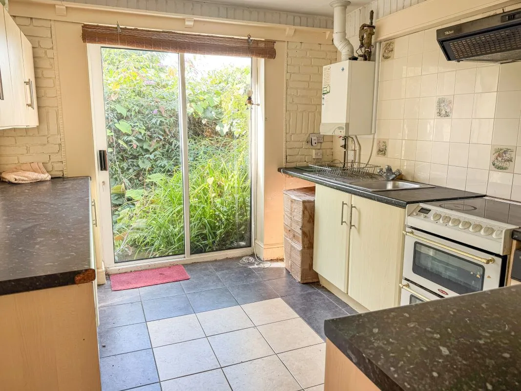 46 Hanbury Road, Stoke Heath, Bromsgrove, Worcestershire, B60 4LU