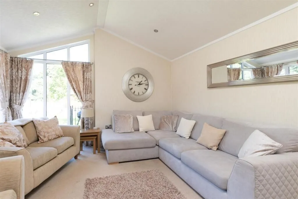 Strathearn Lodge Grand Eagles Caravan Site, Dunning Road, Auchterarder, Perth and Kinross, PH3 1ET