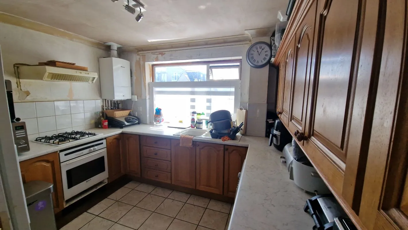 8a Oak Way, Croydon, Surrey, CR0 7ST