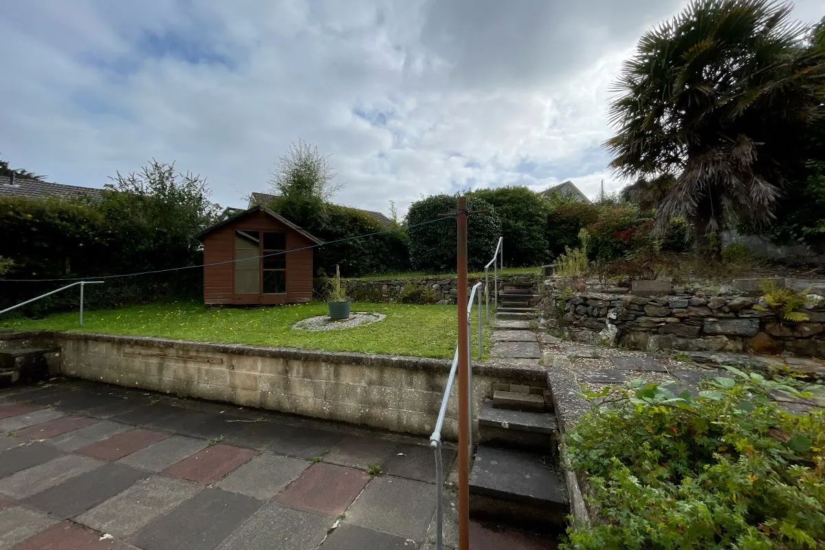 17 Merritts Hill, Illogan, Redruth, Cornwall, TR16 4HD