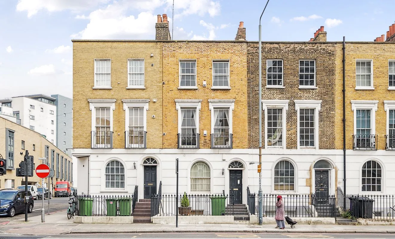Flat 3, 699 Commercial Road, London, Tower Hamlets, E14 7LA