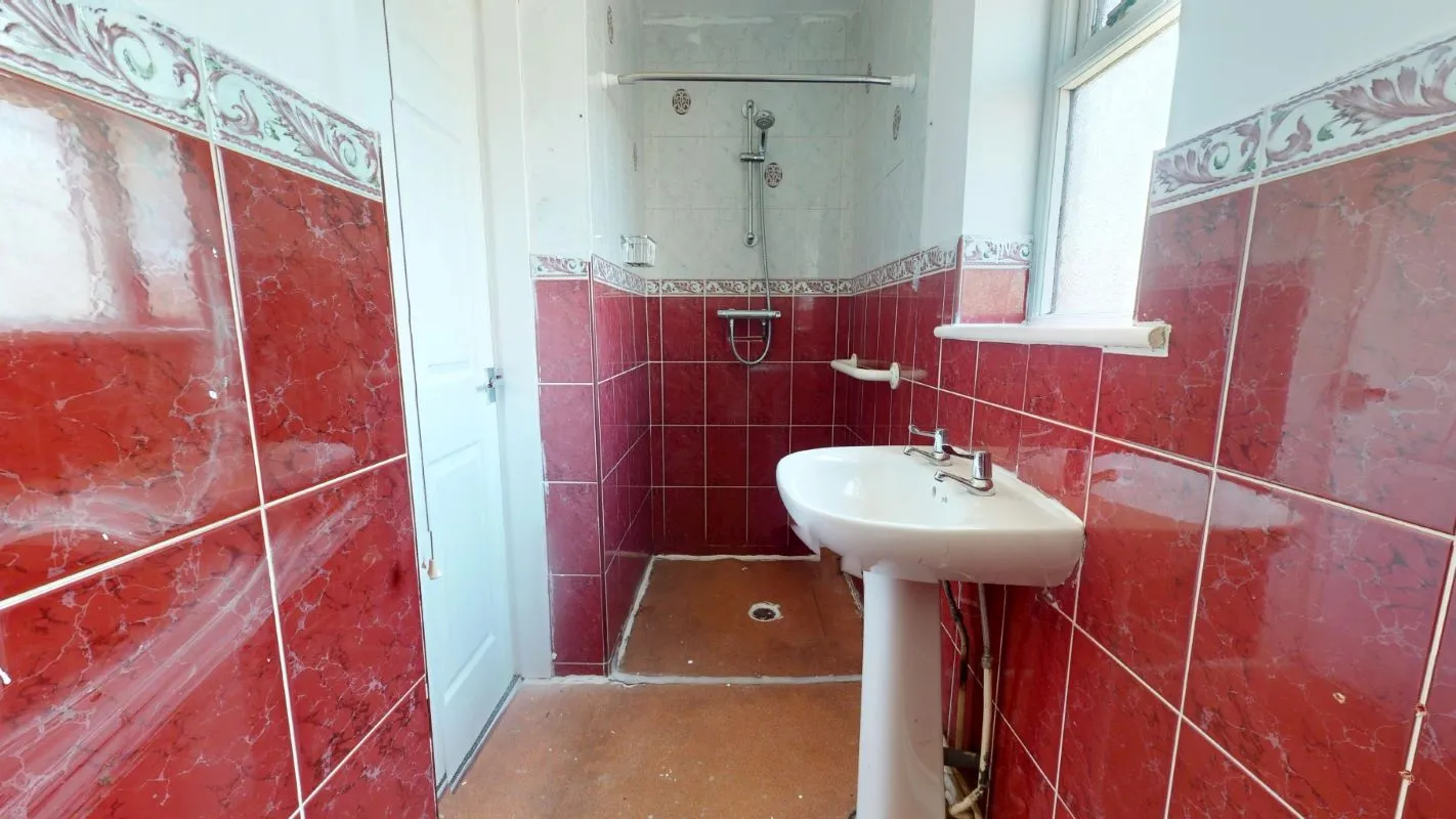 2 East Avenue, Donnington, Telford, Shropshire, TF2 8BT