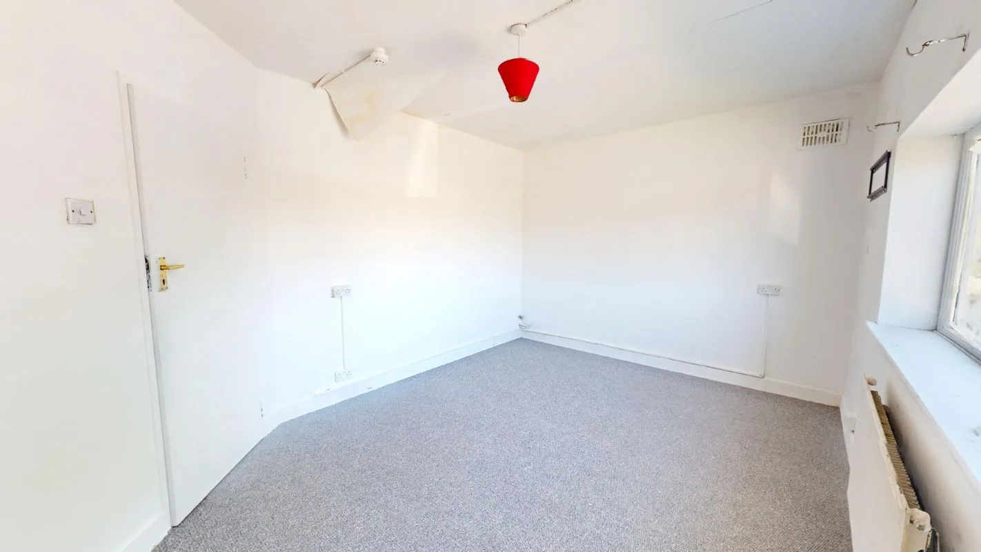 2 East Avenue, Donnington, Telford, Shropshire, TF2 8BT