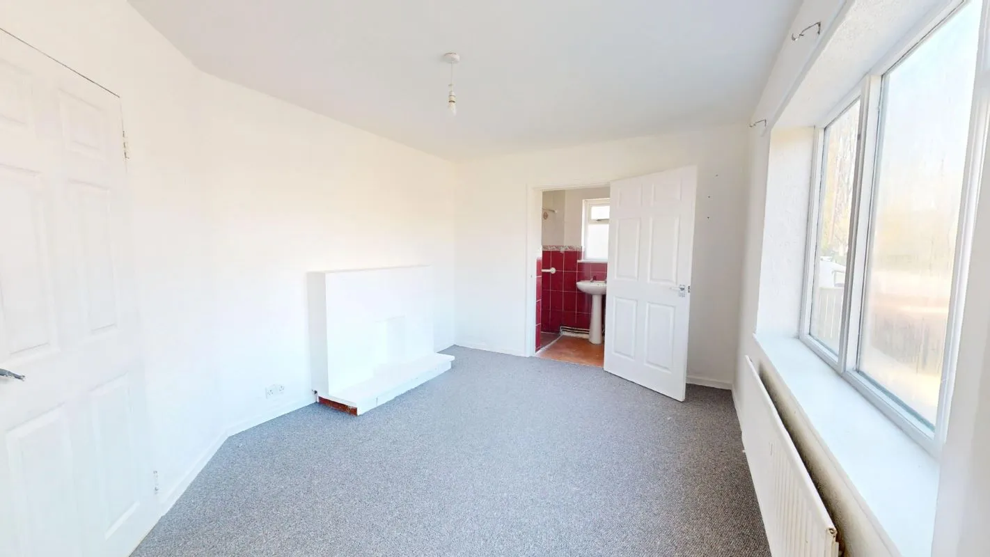 2 East Avenue, Donnington, Telford, Shropshire, TF2 8BT