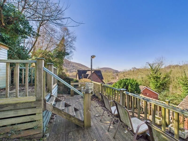 44 Paradise, Coalbrookdale, Telford, Shropshire, TF8 7NW