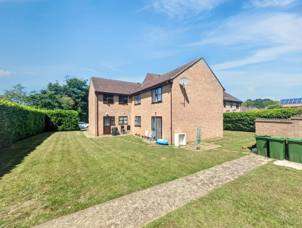 21 Threshers Drive, Weavering, Maidstone, Kent, ME14 5UA