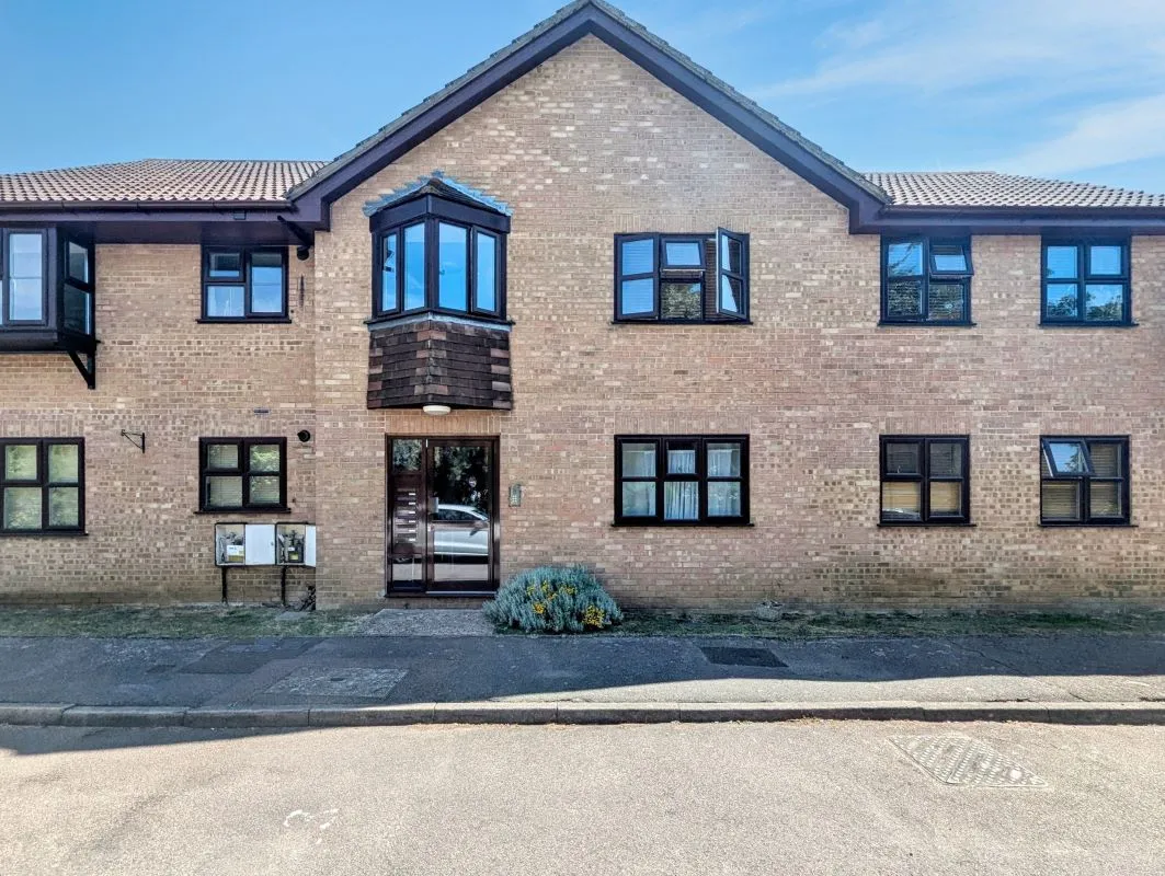 21 Threshers Drive, Weavering, Maidstone, Kent, ME14 5UA
