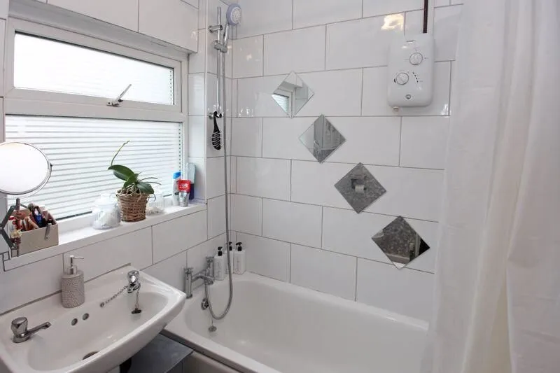 74 Queens Road, Donnington, Telford, Shropshire, TF2 8DA