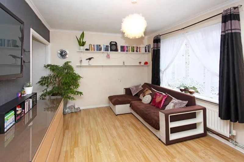 74 Queens Road, Donnington, Telford, Shropshire, TF2 8DA