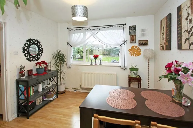 74 Queens Road, Donnington, Telford, Shropshire, TF2 8DA