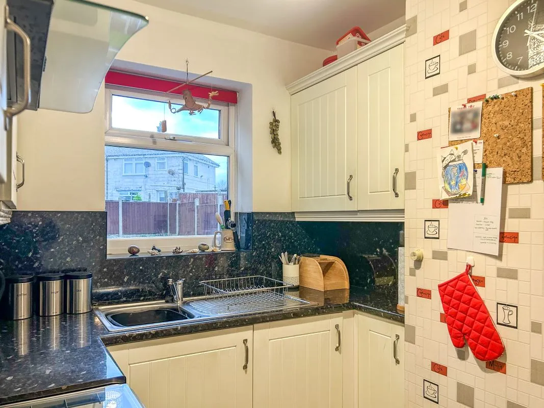 37 Maes Gwynedd, Caernarfon, Gwynedd, LL55 1DL