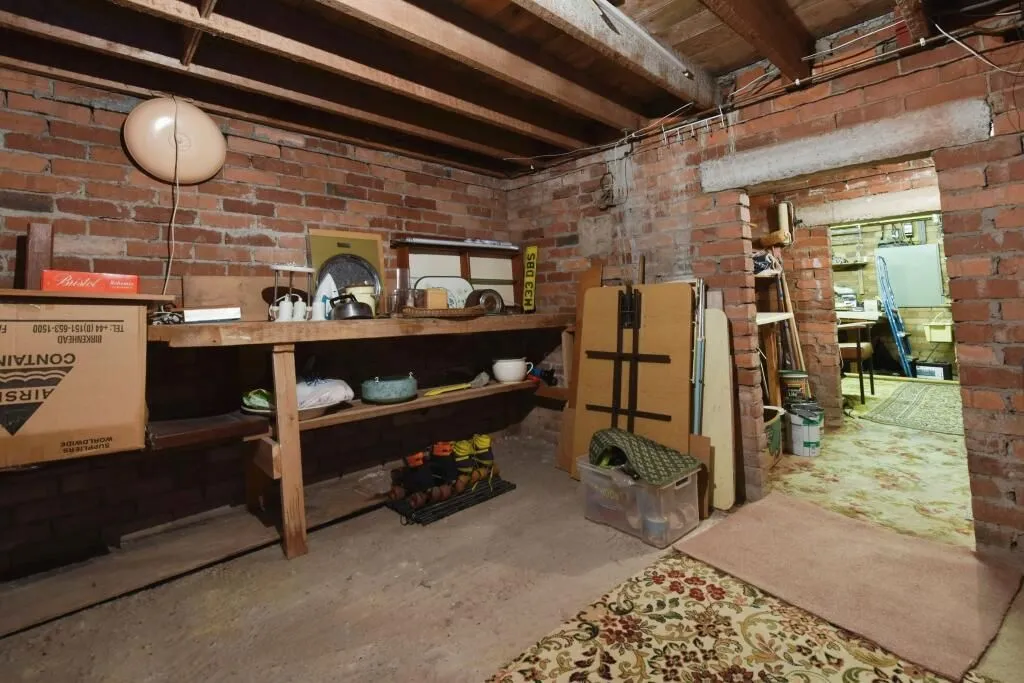 16B Llandafen Road, Llanelli, Carmarthenshire, SA14 9BD