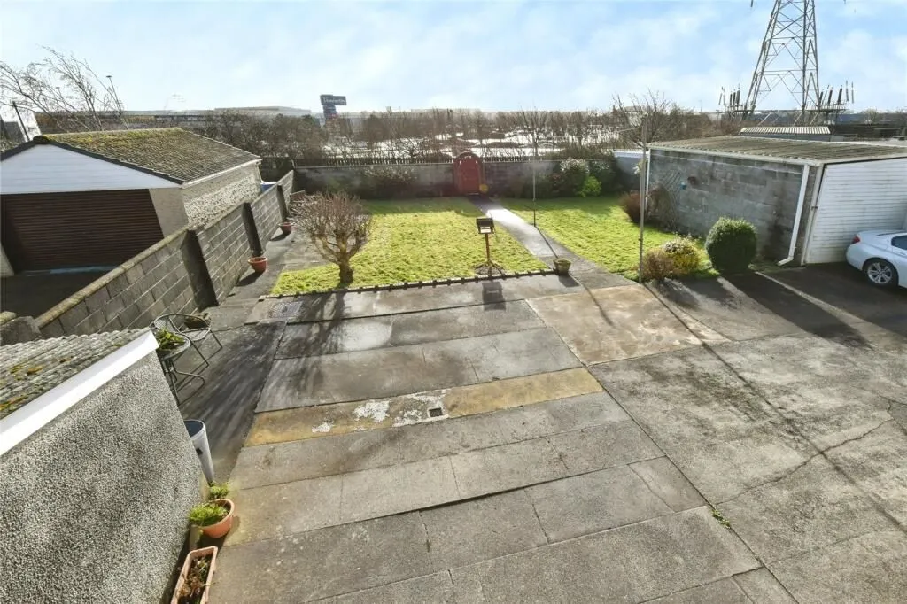 16B Llandafen Road, Llanelli, Carmarthenshire, SA14 9BD