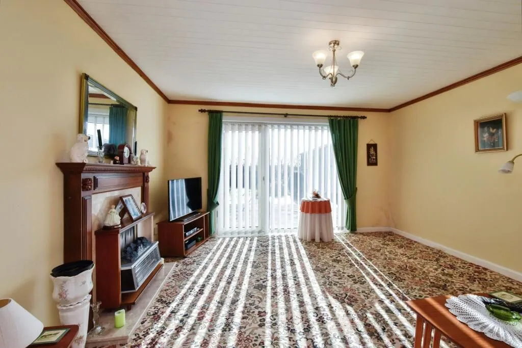 16B Llandafen Road, Llanelli, Carmarthenshire, SA14 9BD