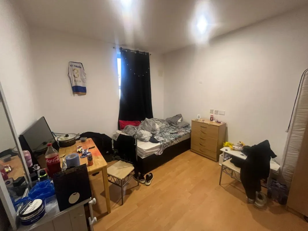 238 High Road, London, N22 8HH