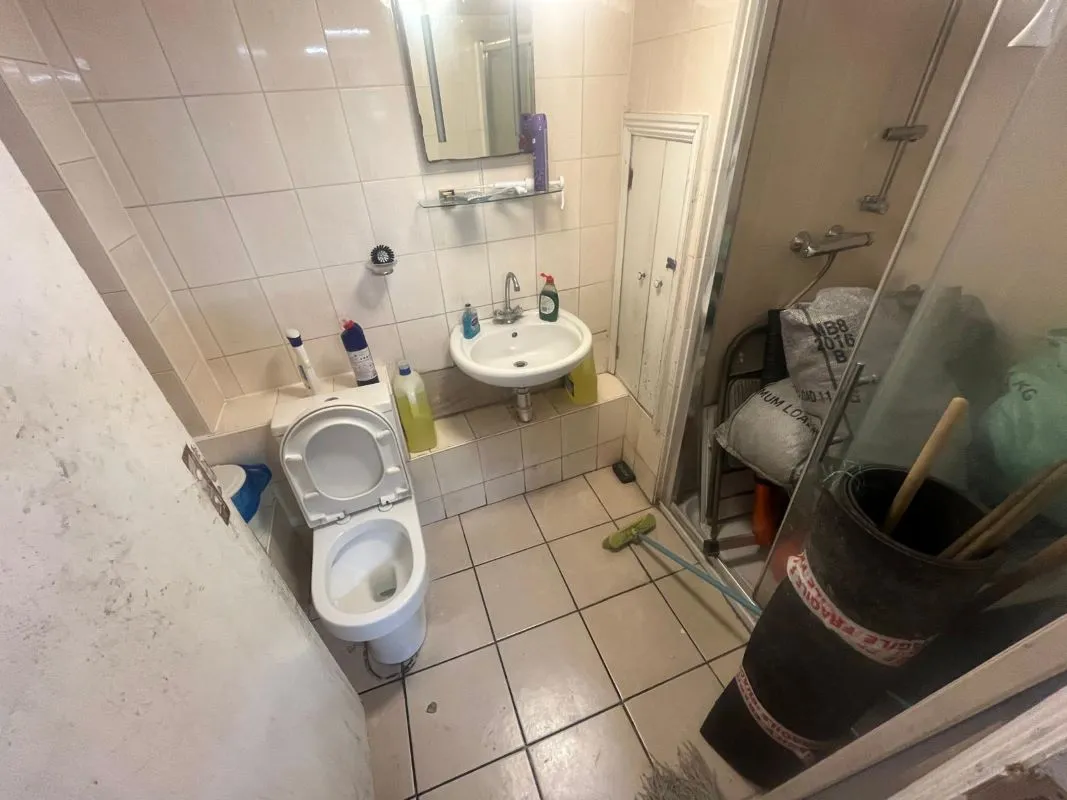 238 High Road, London, N22 8HH